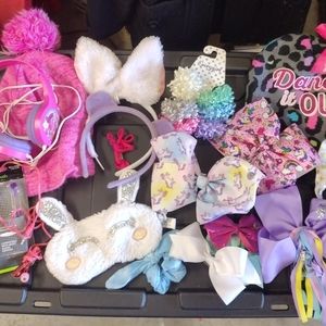 Sweet girls accessories lot